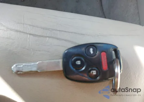 2010 Honda Accord 2.4 Ex-L из США, поврежденный, VIN 1HGCP2F85AA092253